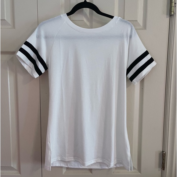 NWOT striped sleeve tee - Picture 2 of 7